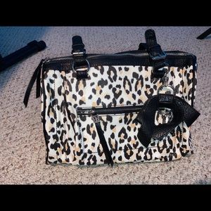 Jessica Simpson cheetah print tote bag